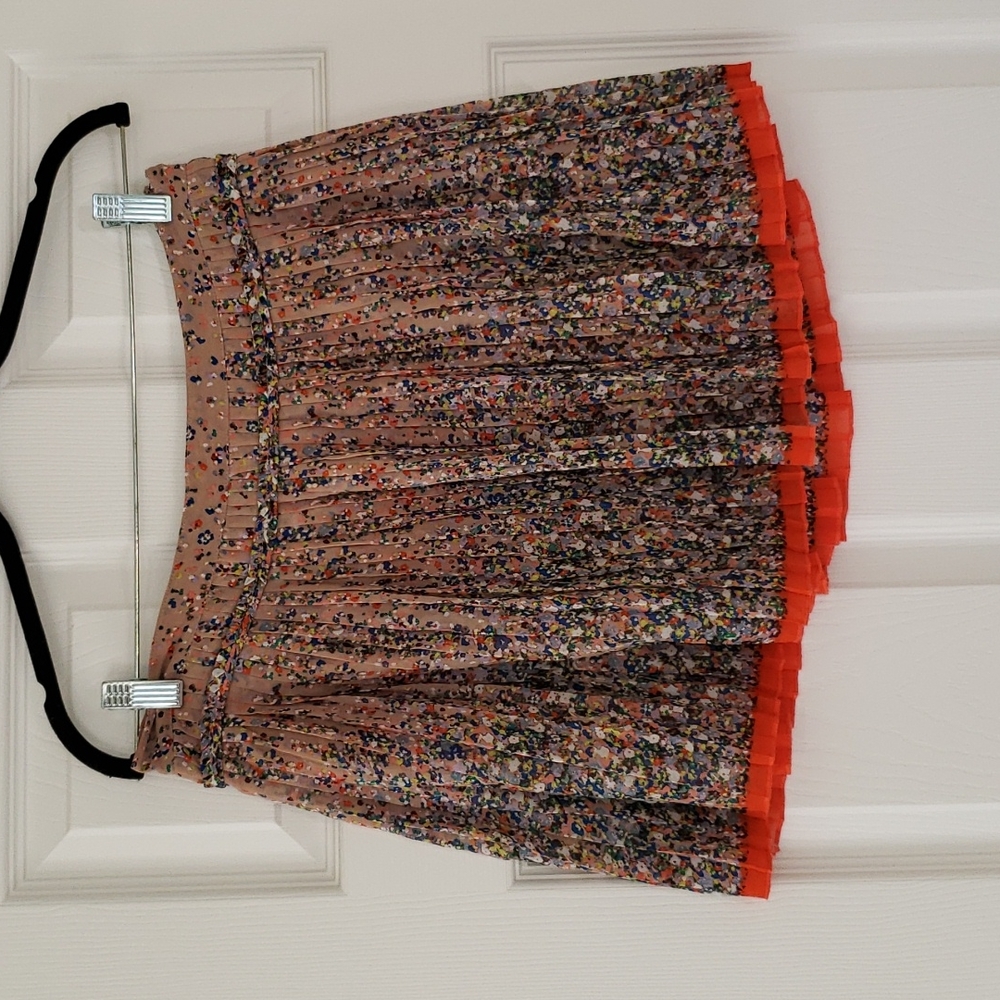American Eagle Feminine Floral micro pleat miniskirt